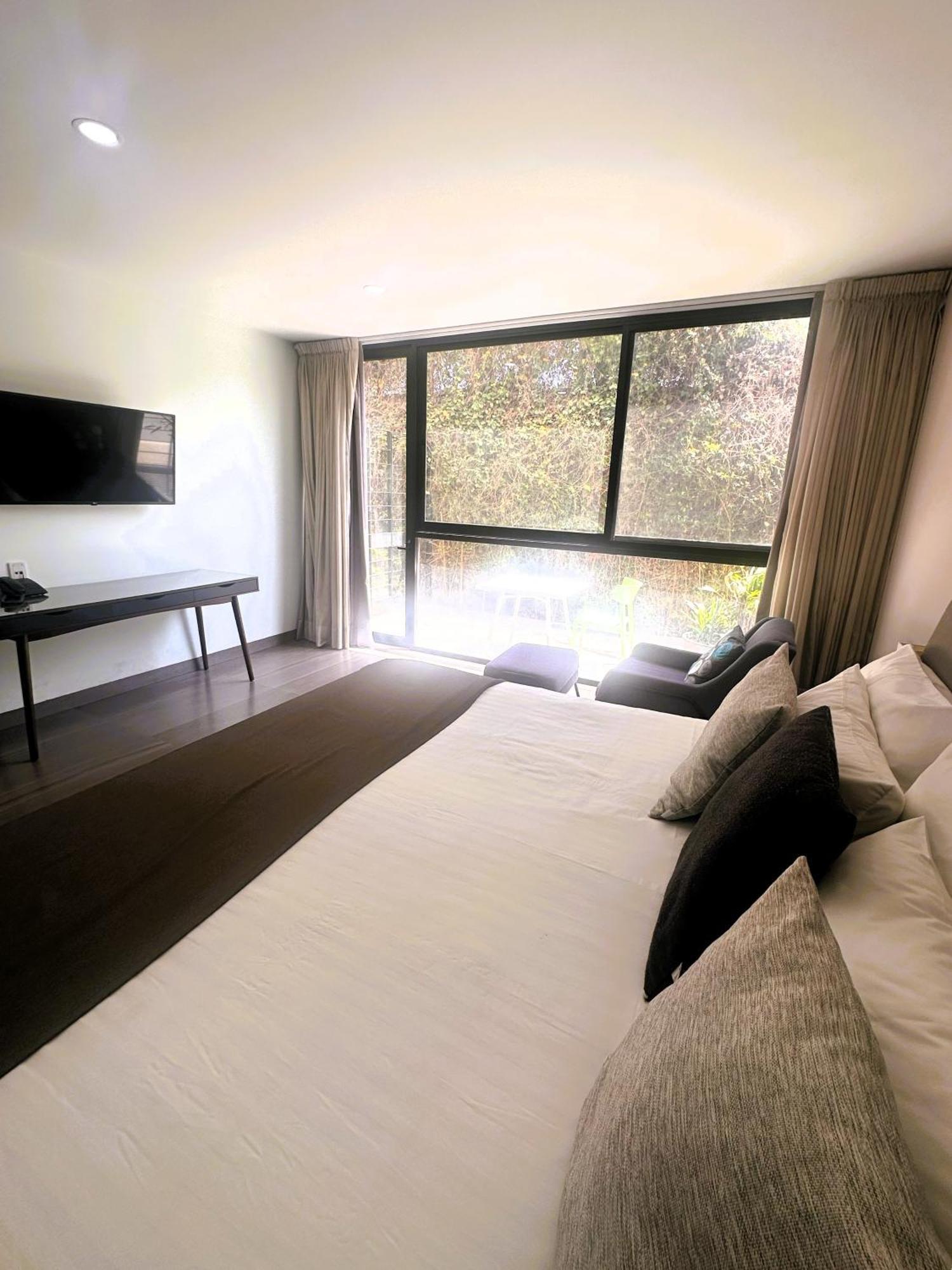 Arboleda 5 Luxury Lofts Aparthotel Silao Exterior photo